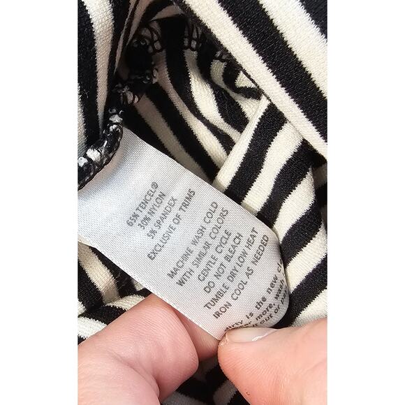 Toad & Co Paseo Ponte Knit Skirt Size S Striped Pull On Tencel Blend zip pocket - Picture 4 of 8